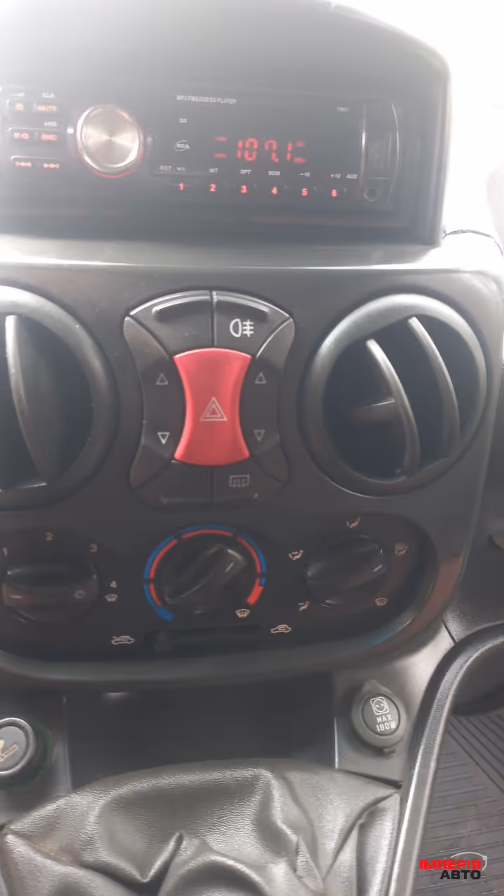 Fiat Doblo - фото 8