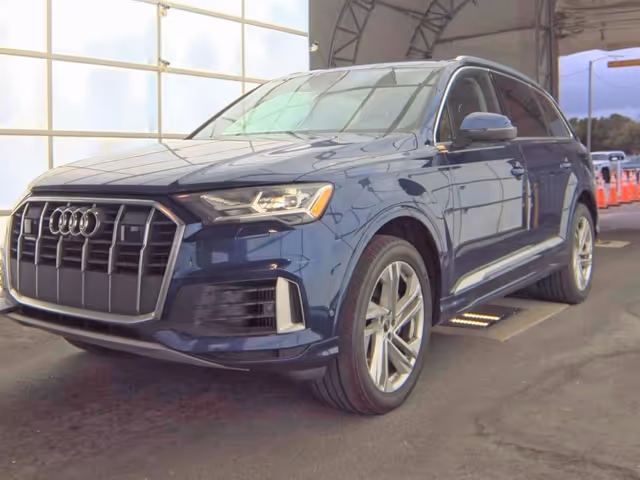Audi Q7 - фото 2