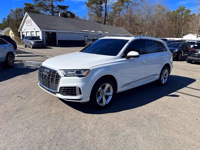 Audi Q7 - фото 1