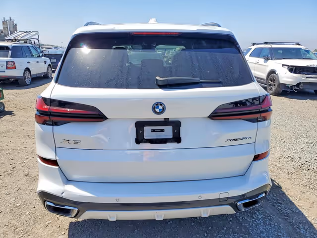 BMW X5 - фото 5