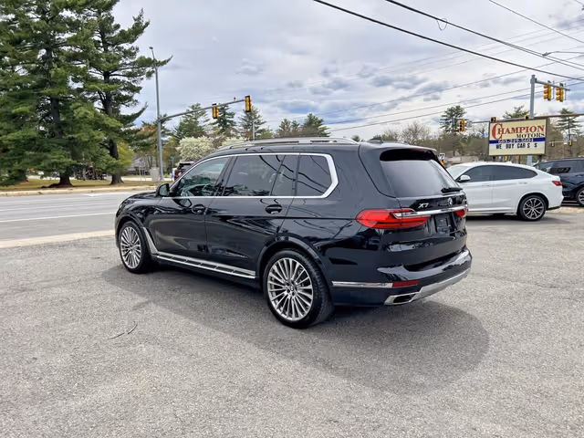BMW X7 - фото 2