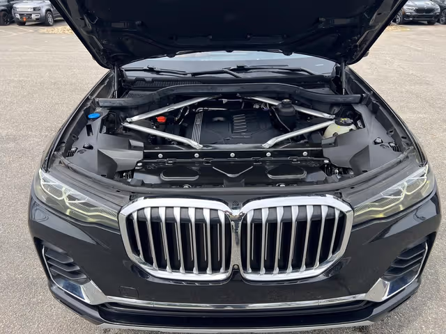 BMW X7 - фото 5
