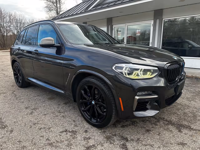 BMW X3 - фото 1