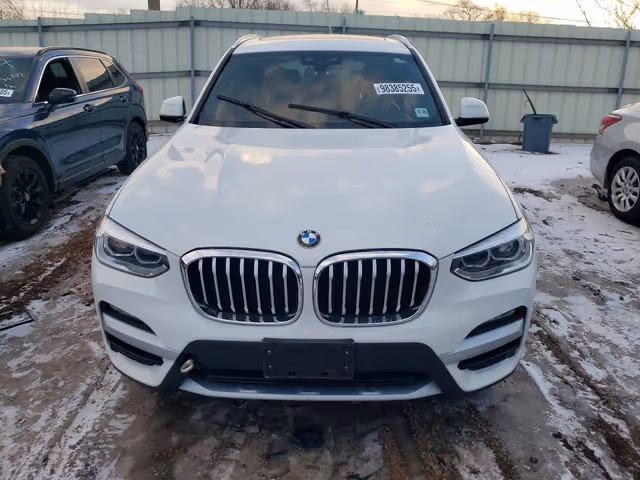 BMW X3 - фото 1