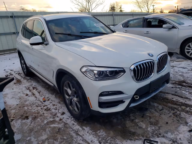 BMW X3 - фото 3