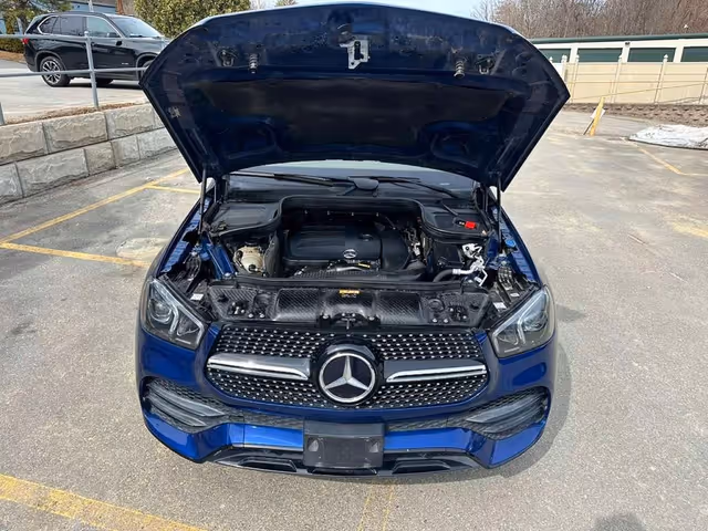Mercedes-Benz GLE - фото 3