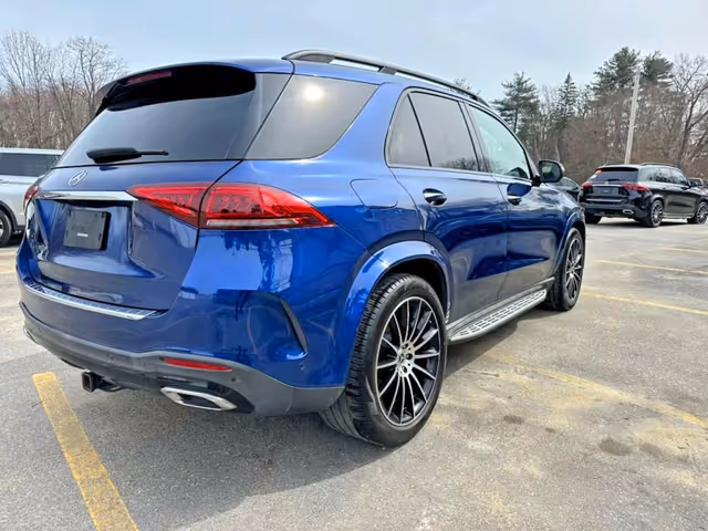 Mercedes-Benz GLE - фото 5