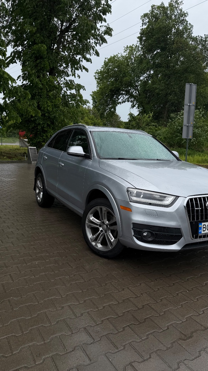 Audi Q3 - фото 1