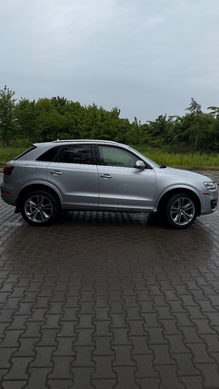 Audi Q3 - фото 6