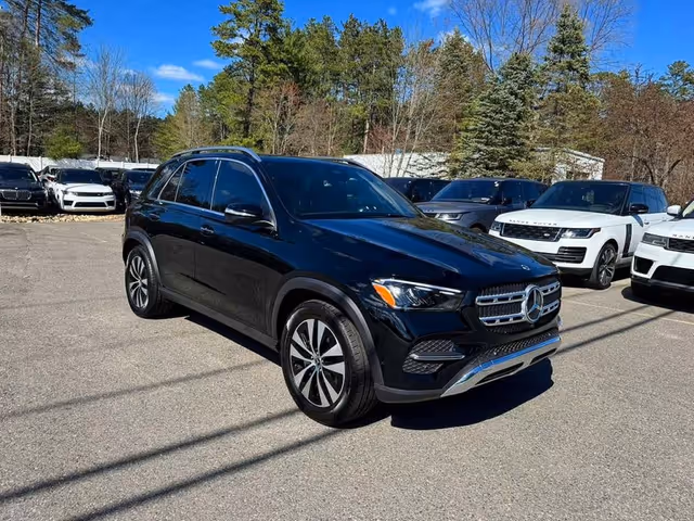 Mercedes-Benz GLE - фото 1