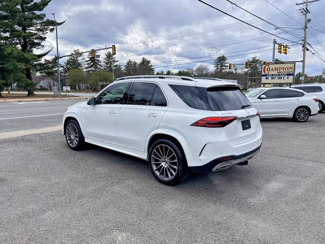 Mercedes-Benz GLE - фото 3