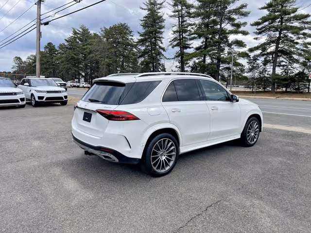 Mercedes-Benz GLE - фото 4