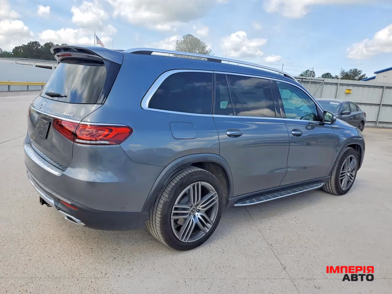 Mercedes-Benz GLS - фото 4