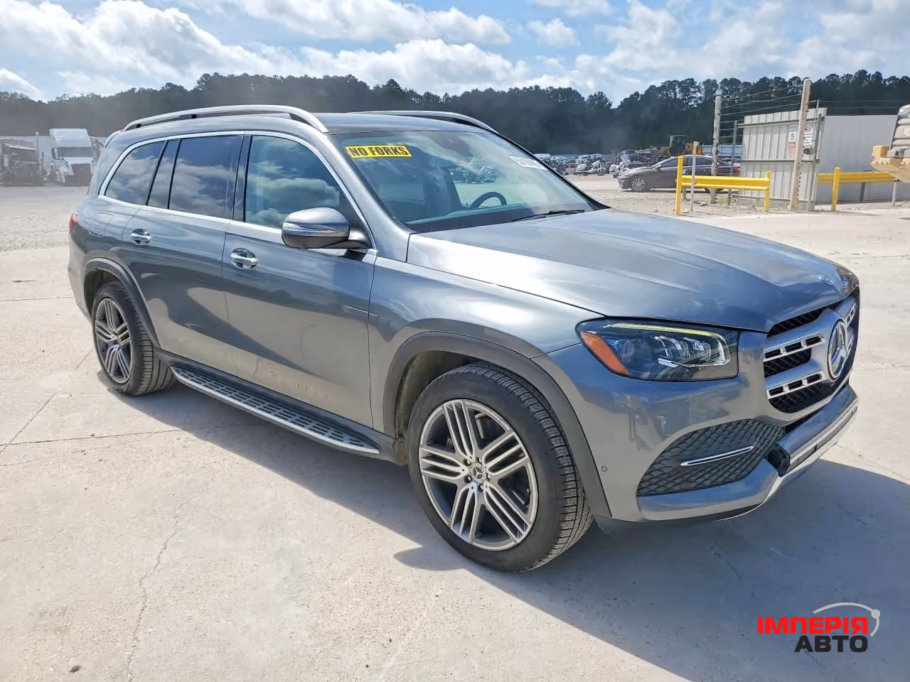 Mercedes-Benz GLS - фото 5