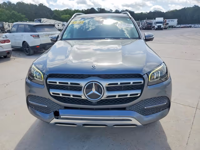 Mercedes-Benz GLS - фото 1