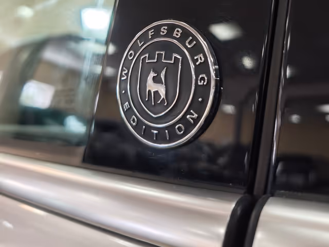 Volkswagen Tiguan - фото 4