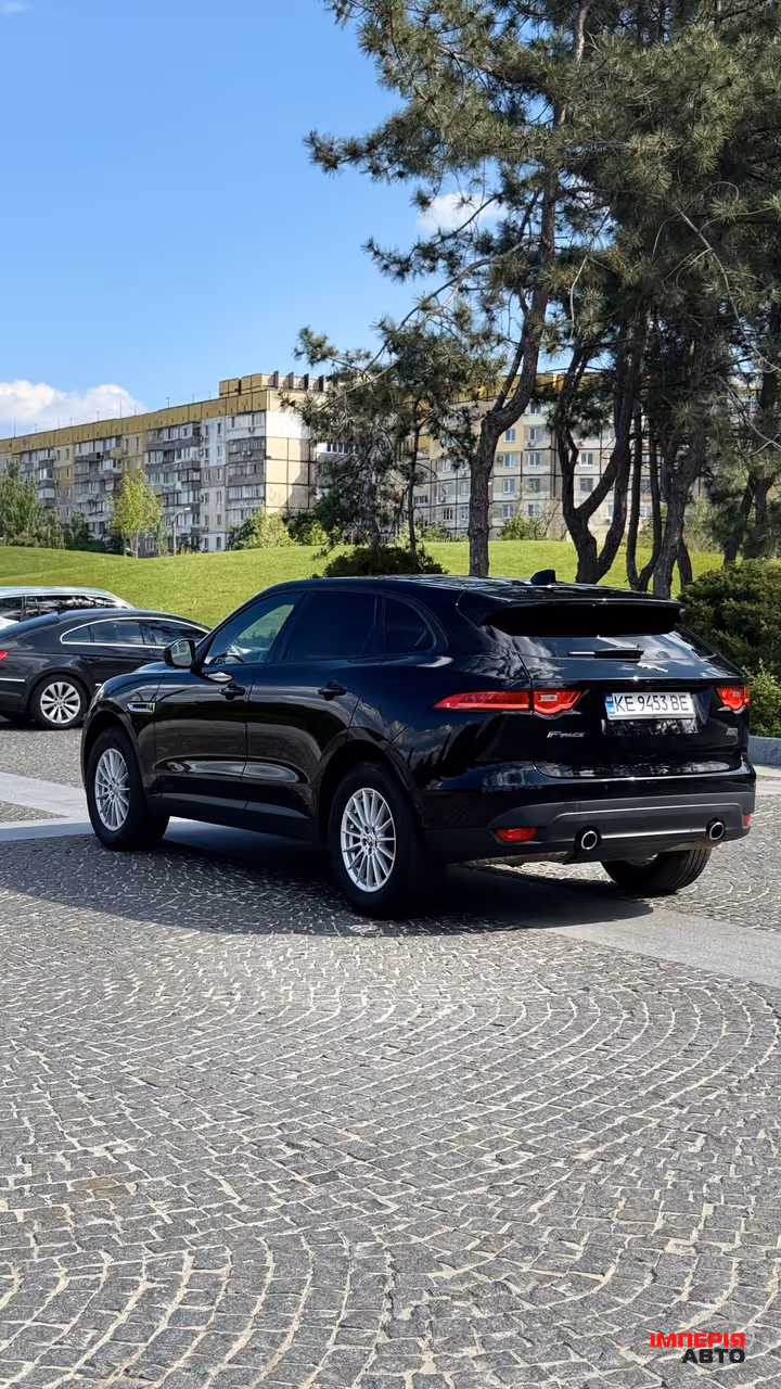 Jaguar F-Pace - фото 5