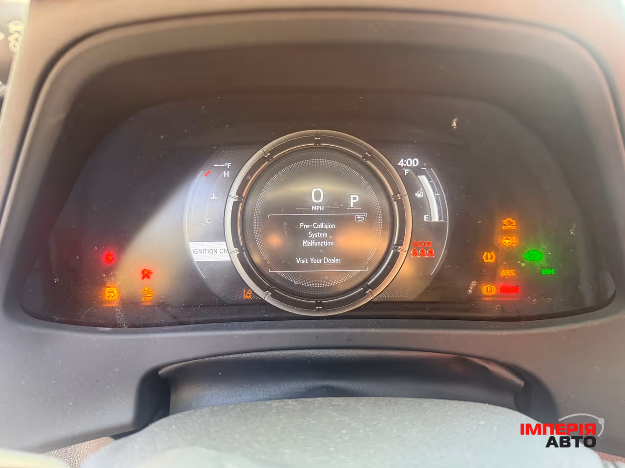 Lexus UX - фото 11