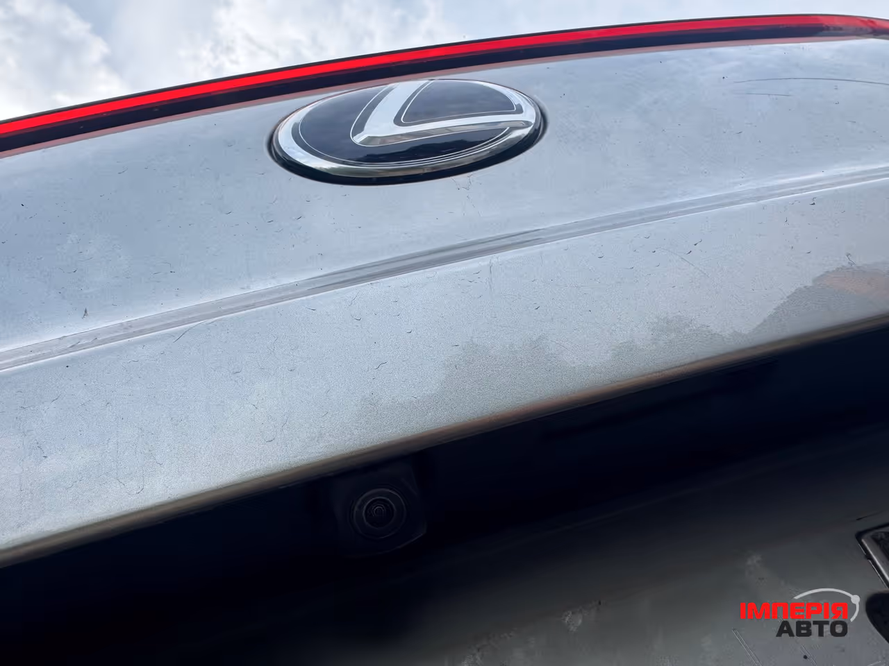 Lexus UX - фото 34