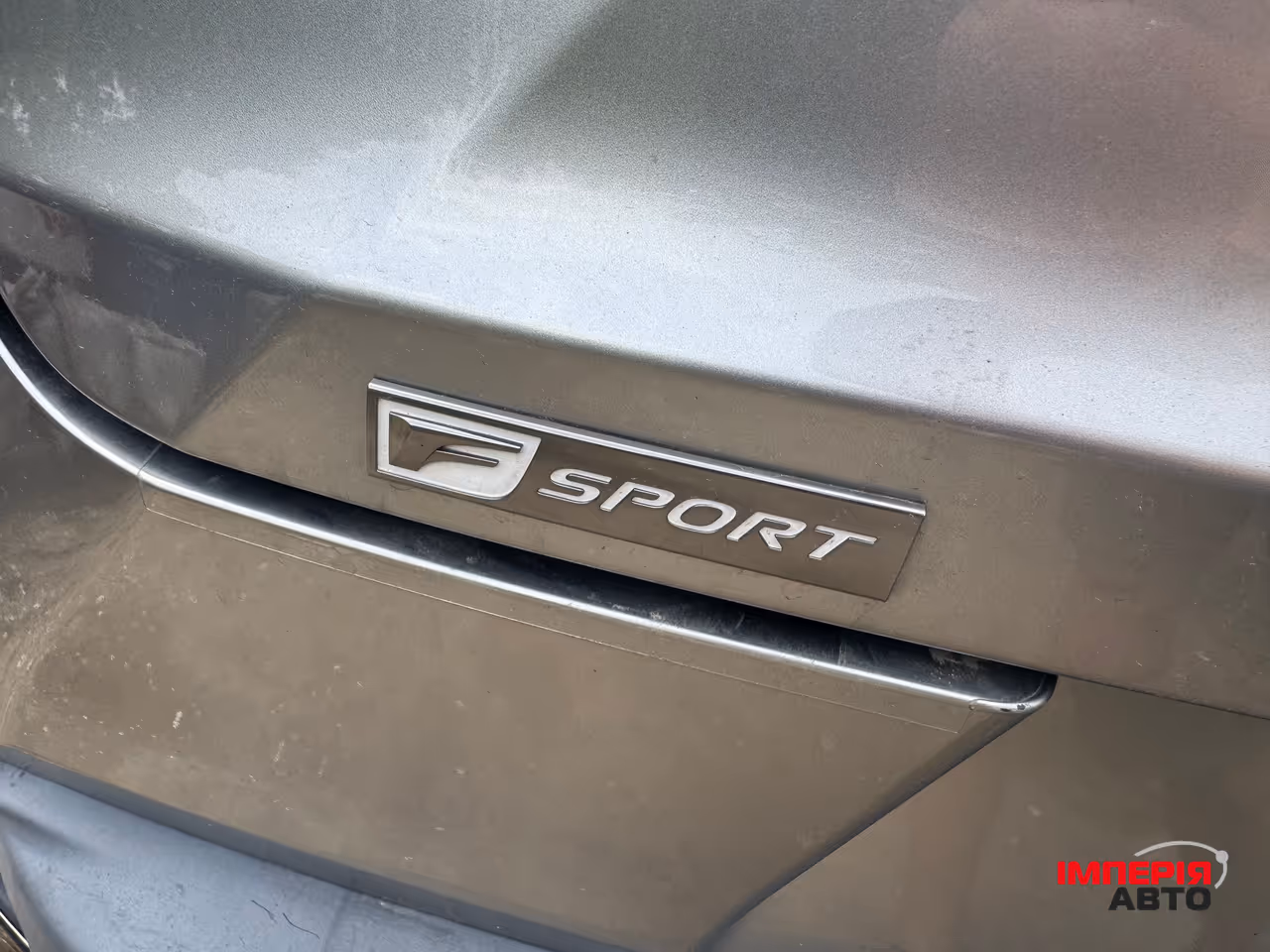 Lexus UX - фото 33