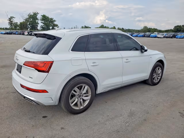 Audi Q5 - фото 5