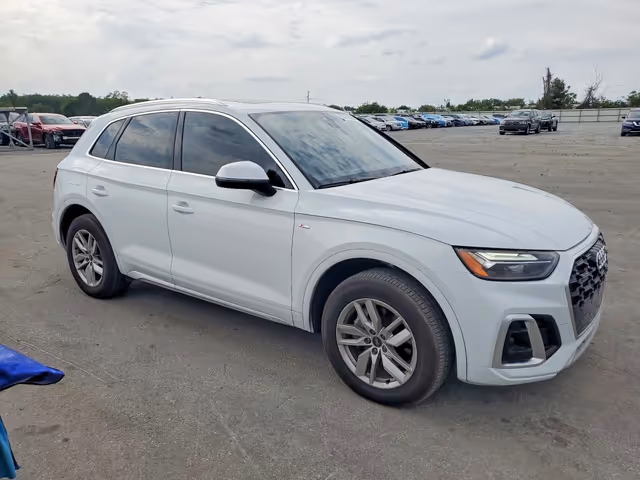 Audi Q5 - фото 4