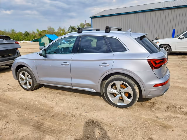 Audi Q5 - фото 5