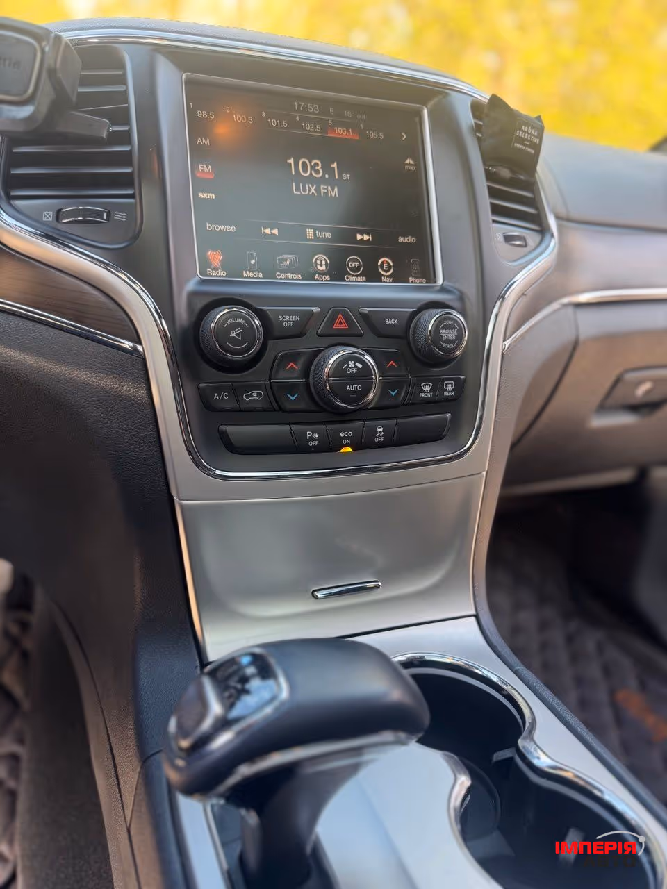 Jeep Grand Cherokee - фото 21