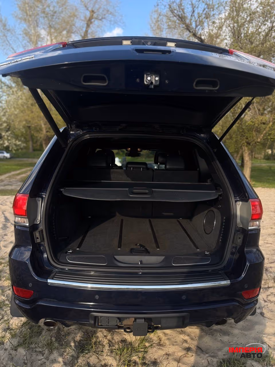 Jeep Grand Cherokee - фото 9