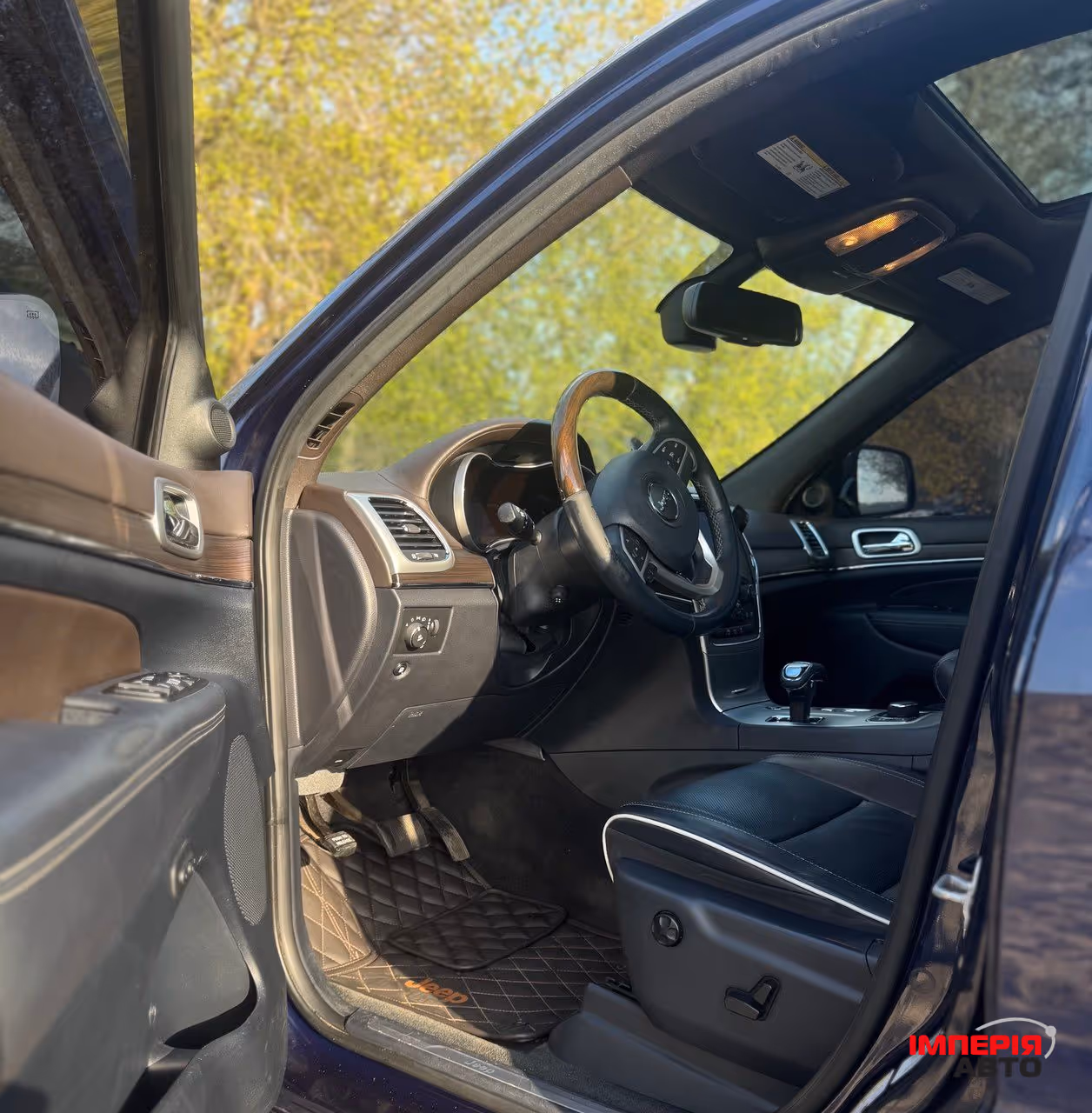 Jeep Grand Cherokee - фото 11