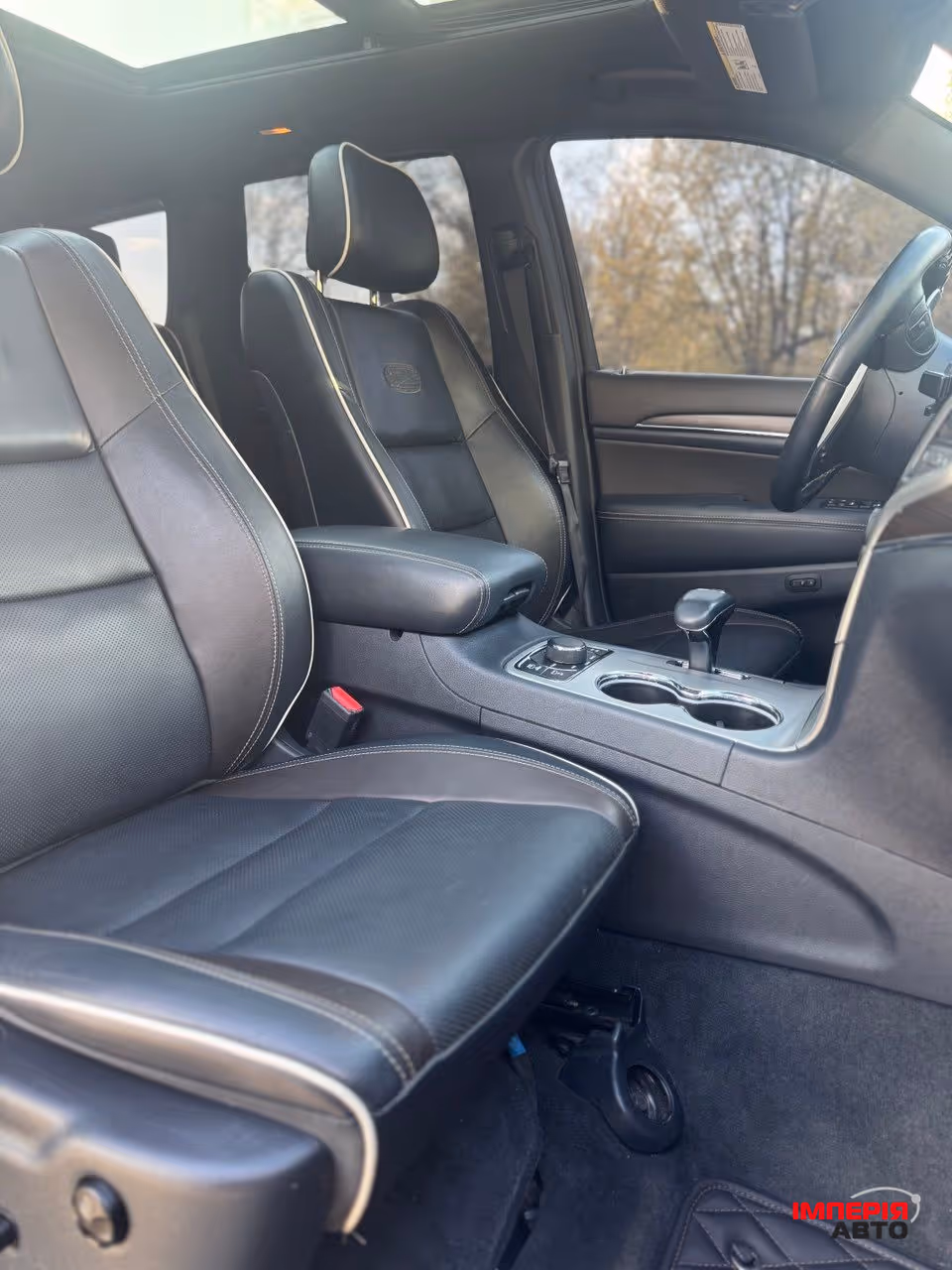 Jeep Grand Cherokee - фото 15