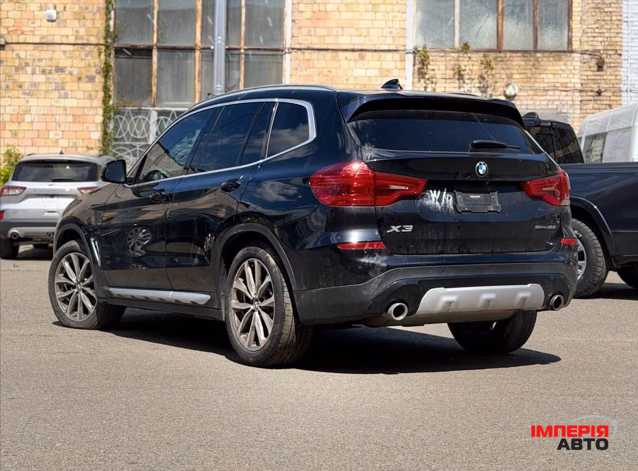 BMW X3 - фото 3