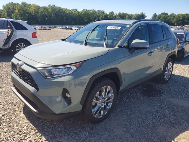 Toyota RAV4 - фото 4