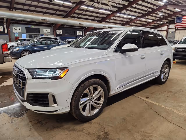 Audi Q7 - фото 3