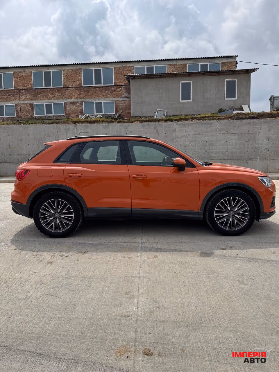 Audi Q3 - фото 4
