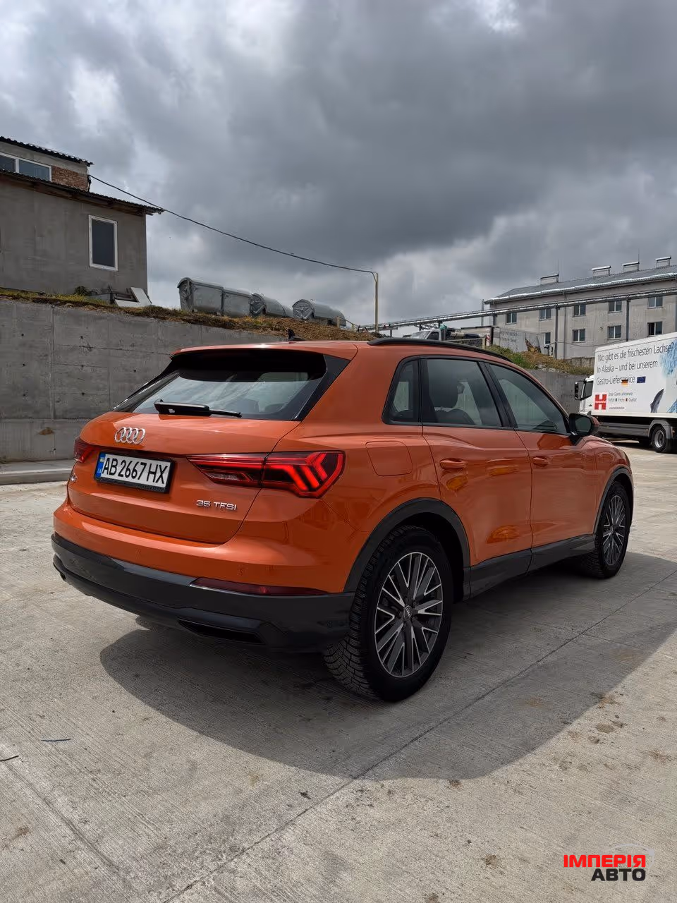 Audi Q3 - фото 5