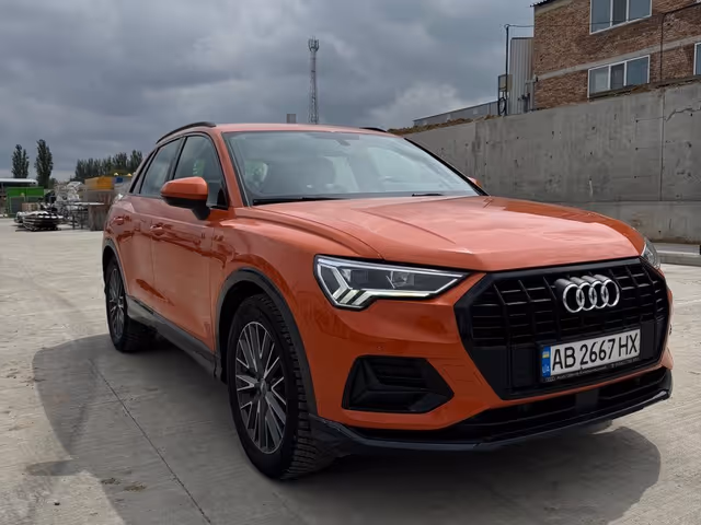 Audi Q3 - фото 3