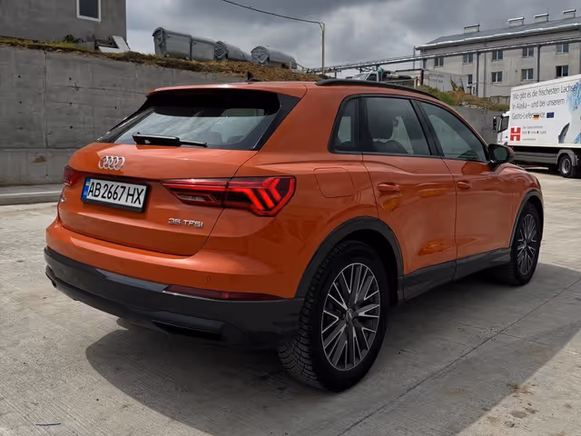 Audi Q3 - фото 5