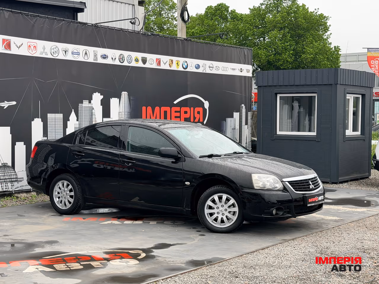 Mitsubishi Galant - фото 2