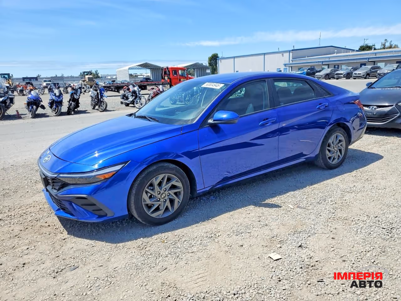 Hyundai Elantra - фото 2