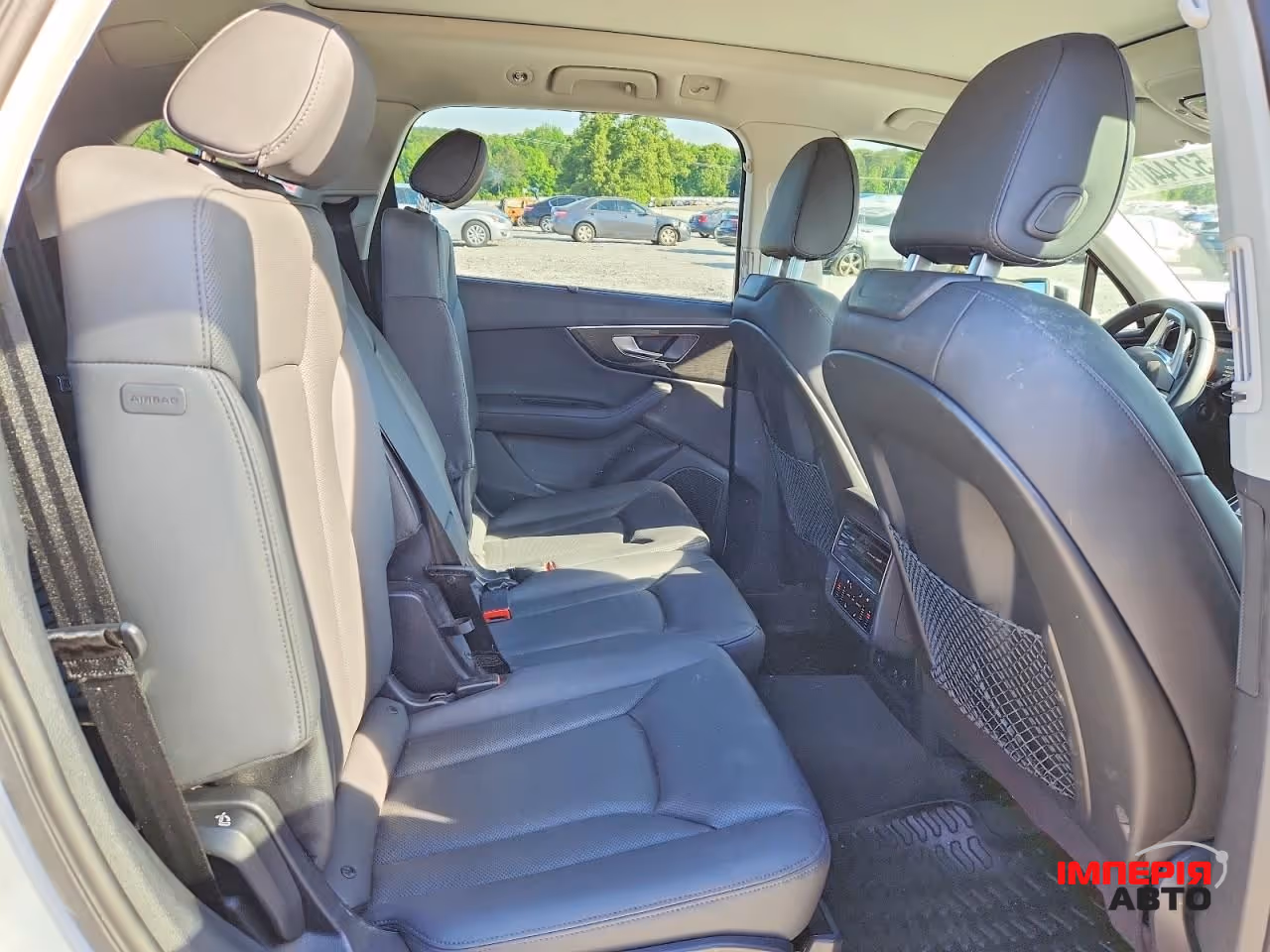 Audi Q7 - фото 9