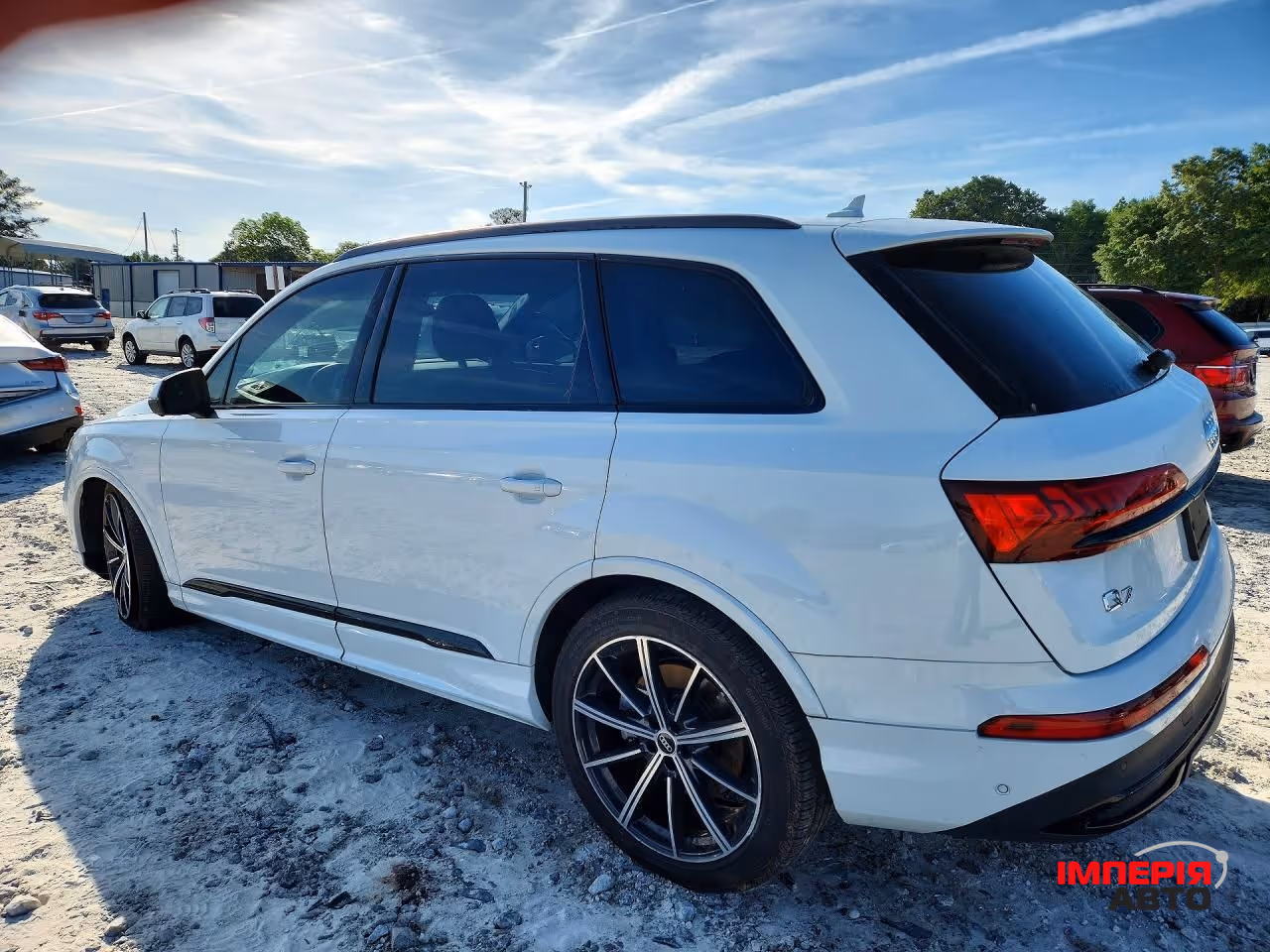 Audi Q7 - фото 4
