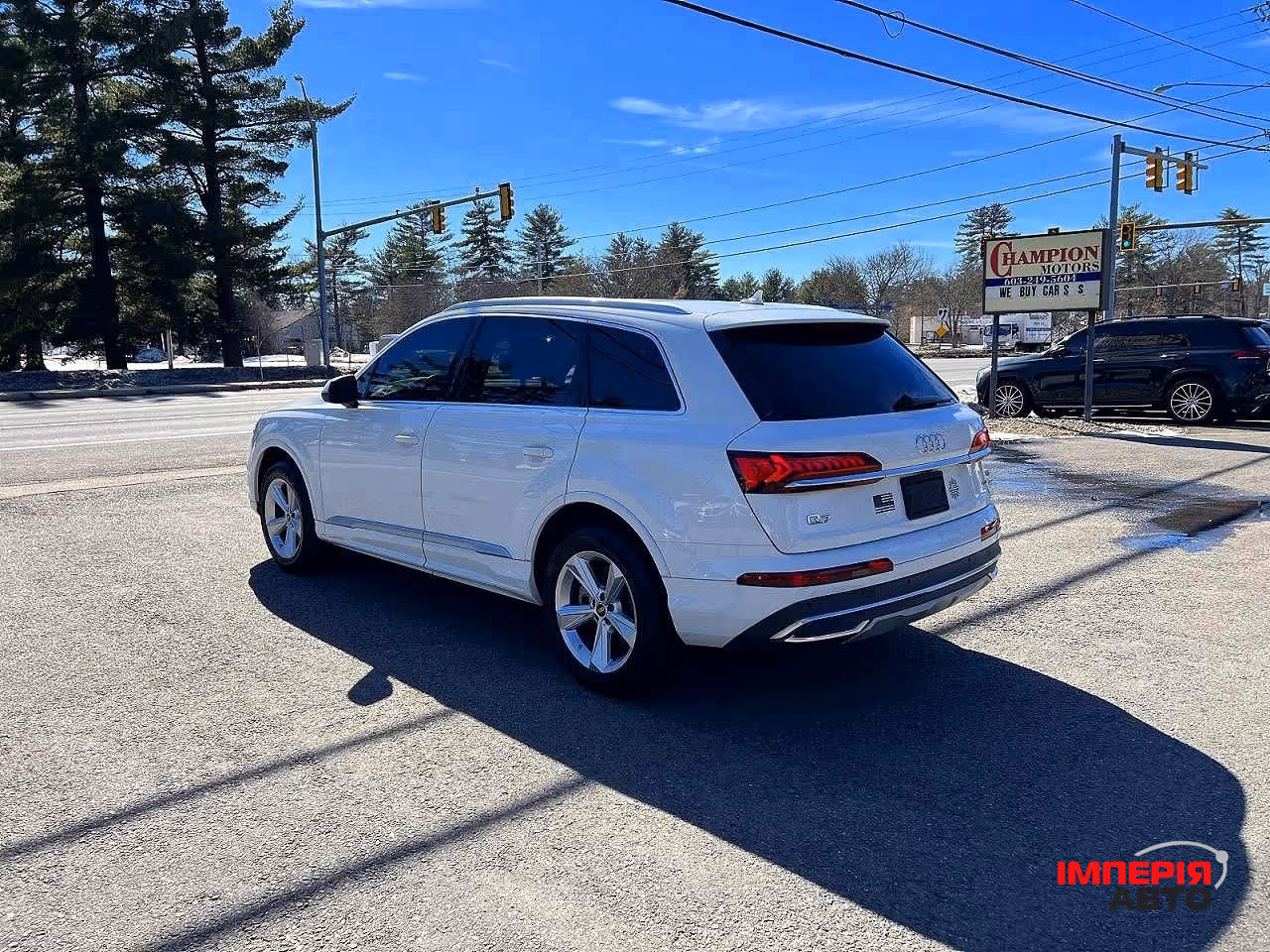 Audi Q7 - фото 3