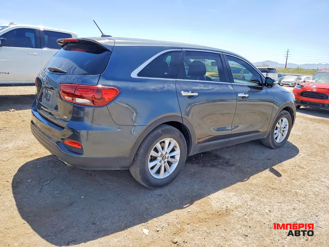 Kia Sorento - фото 6