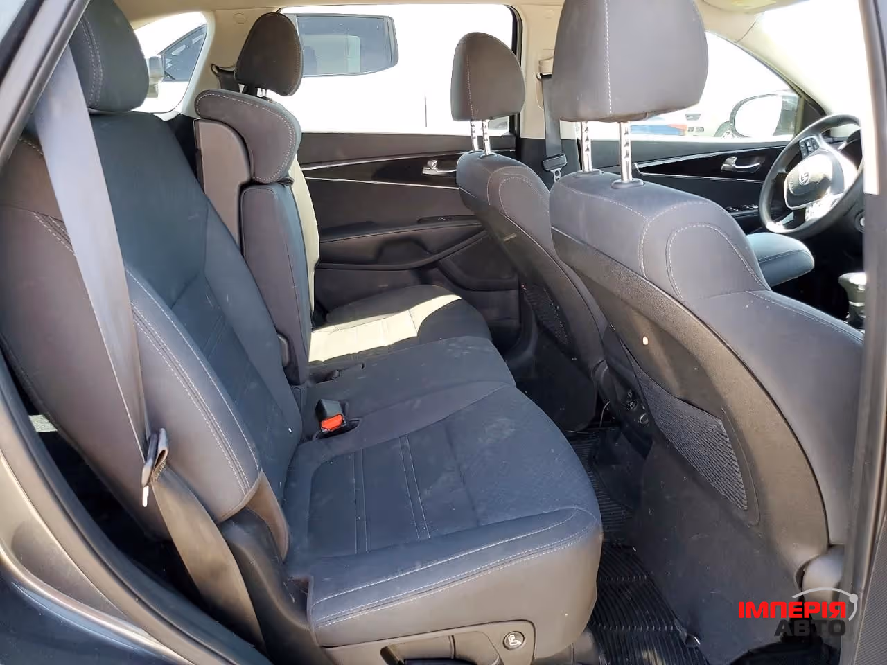 Kia Sorento - фото 9
