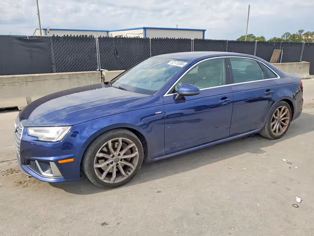Audi A4 - фото 2