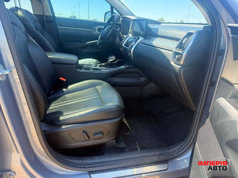 Kia Sorento - фото 6