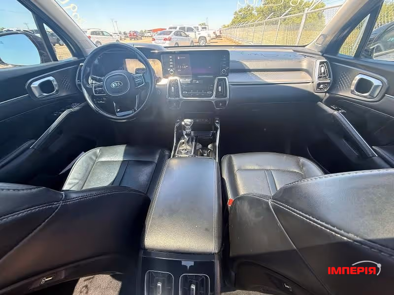 Kia Sorento - фото 5