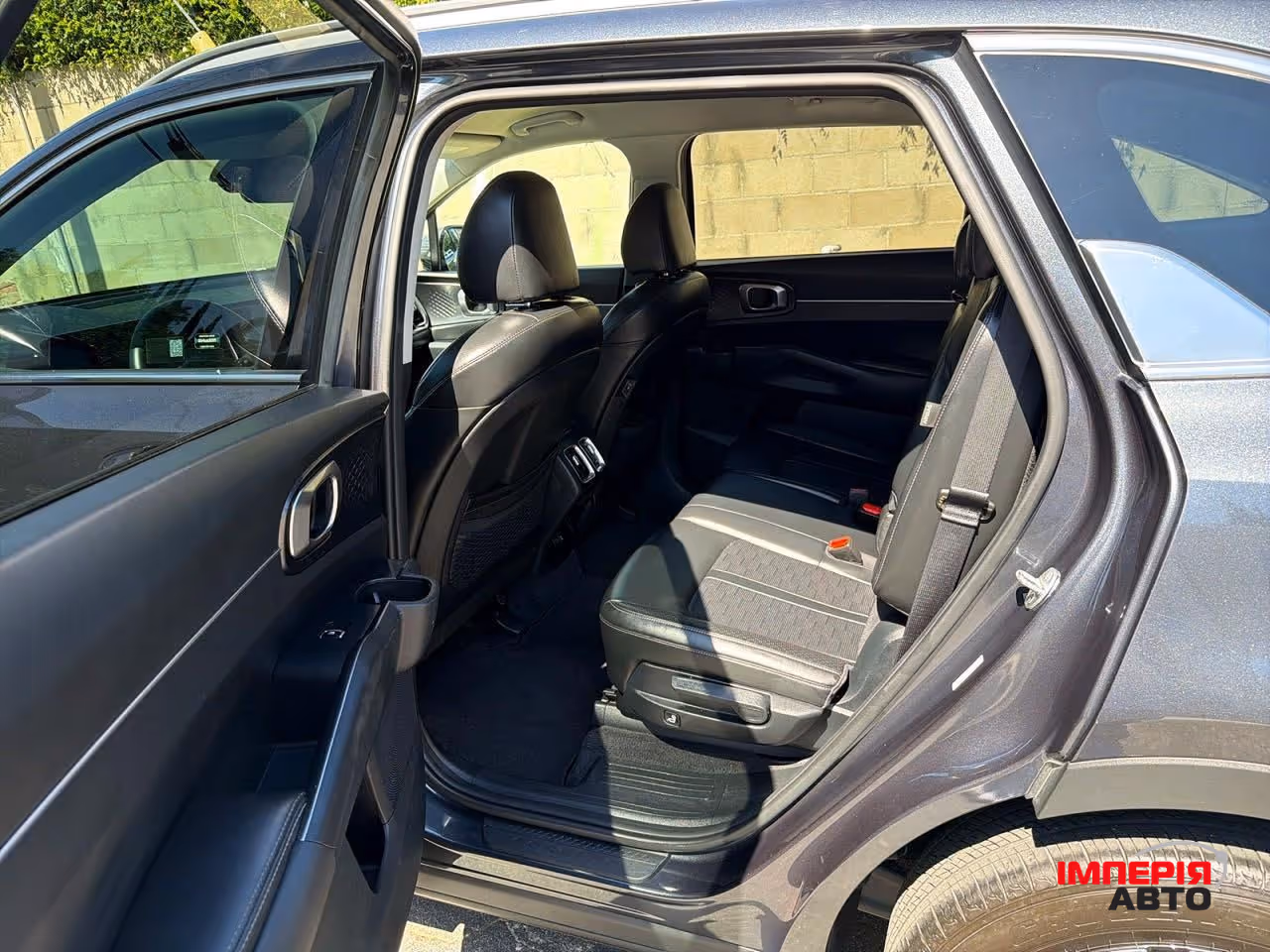 Kia Sorento - фото 7