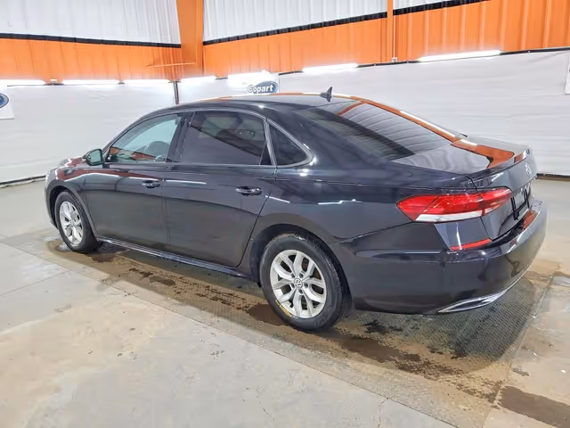 Volkswagen Passat - фото 4
